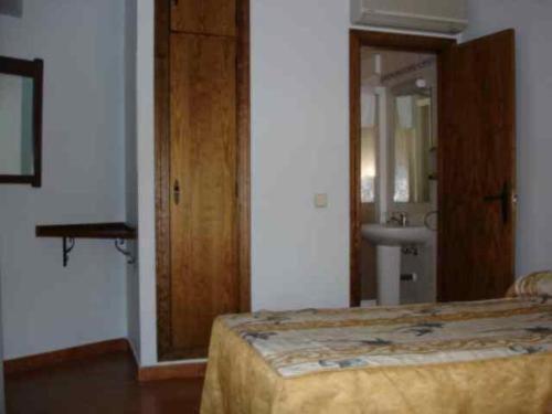 Hostal Cruz Verde นาวาลการ์เนโณ ห้อง รูปภาพ
