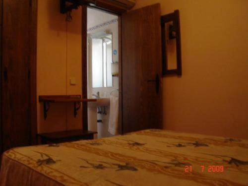 Hostal Cruz Verde นาวาลการ์เนโณ ภายนอก รูปภาพ